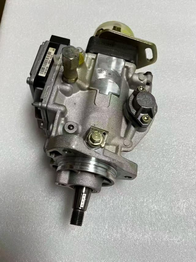 Совместимо с Cummins VP30 / QSB5.9 - топливный насос высокого давления (3965403 / 0470006006)