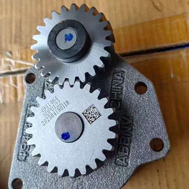 Совместимо с Cummins QSK / QSX - топливоподкачивающий насос (4938408 / 5585896)