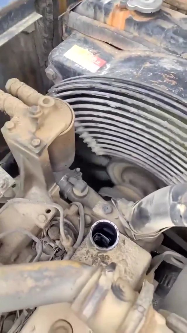 Engine Test - Not a Drop of Oil