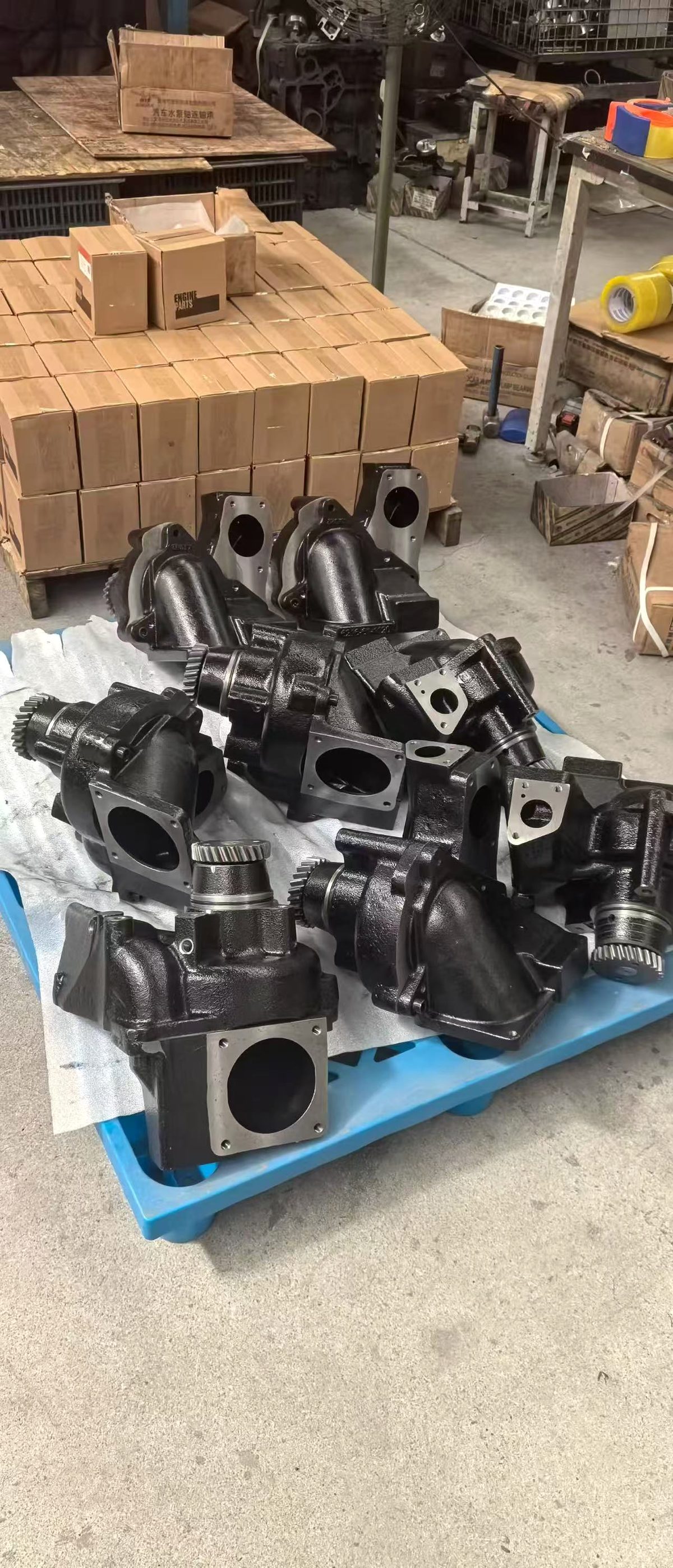 Compatible for Cummins QST30 / Komatsu 6D140 - Water Pump (4090031 / 6215-61-1150)